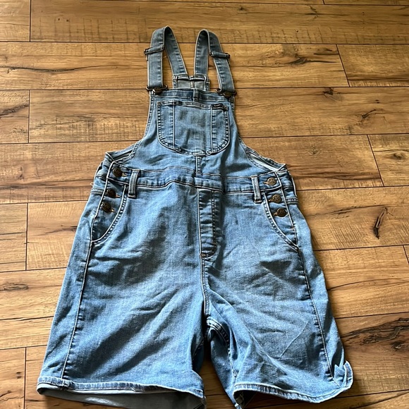 Women’s Lee Overalls - Picture 1 of 4